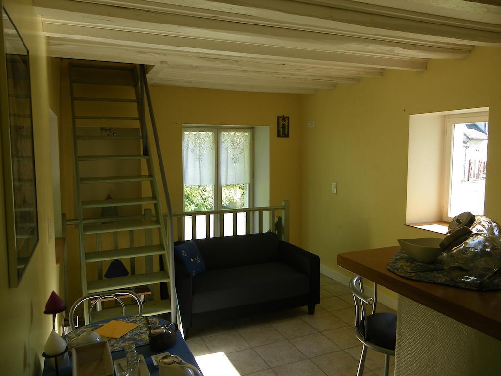 La Petite Varenne Turny Exterior photo