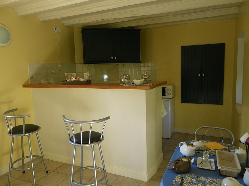 La Petite Varenne Turny Room photo